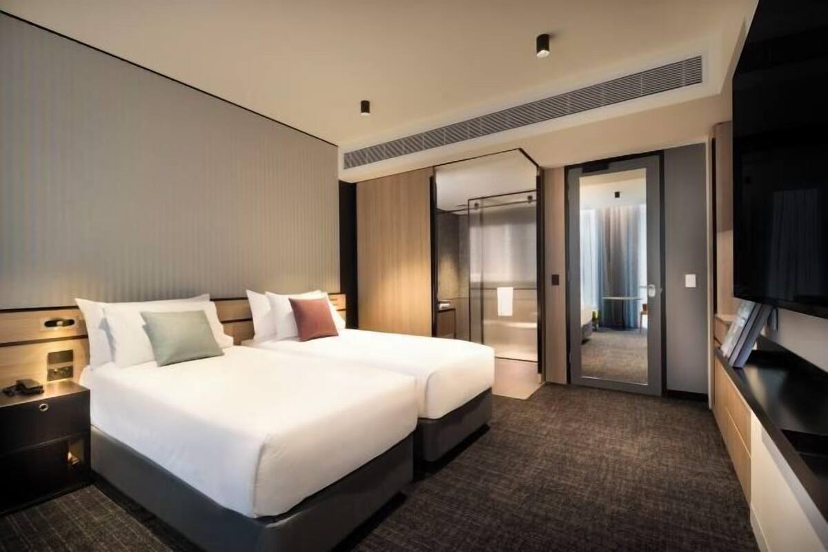 1 chambre, literie de qualité supérieure, surmatelas, minibar