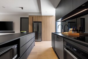 Howey Suite | Private kitchen