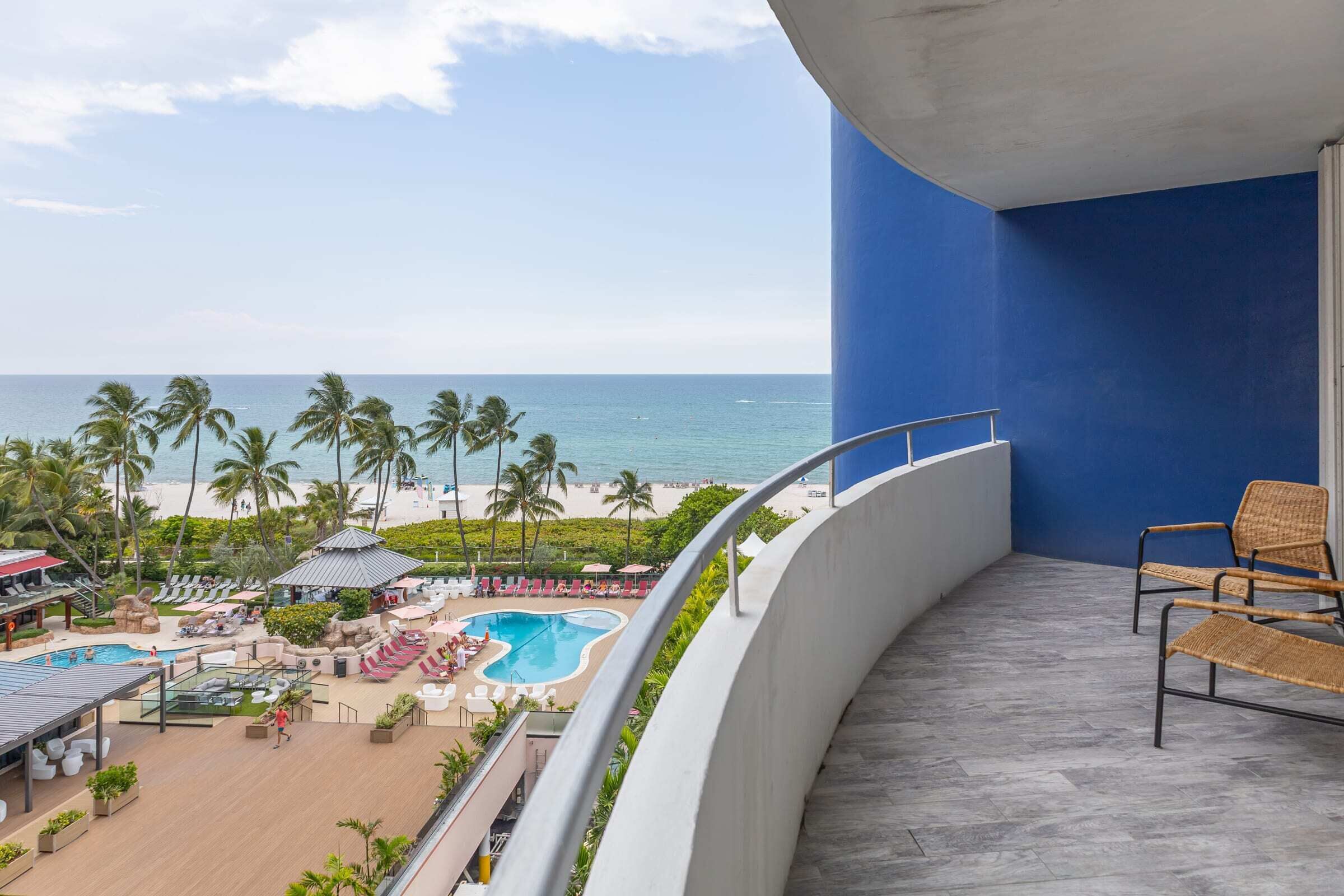 Vista Azul - Amazing views, beach, gym & parking