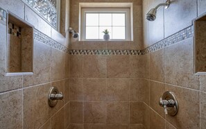 Ferienhaus, Mehrere Betten (Villa La Toucan) | Badezimmer