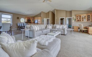 House, Multiple Beds (Villa La Toucan) | Living area