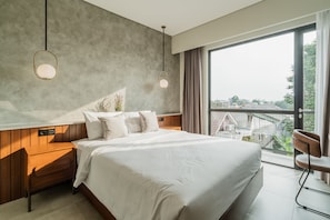 Standard Double Room | Individually decorated, individually furnished, desk, laptop workspace - 107 House Syariah (Jakarta)