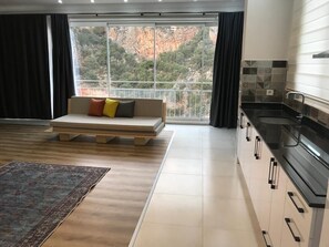 Suite estudio Confort, 1 habitación, vistas al mar | Sábanas de algodón egipcio y ropa de cama de alta calidad