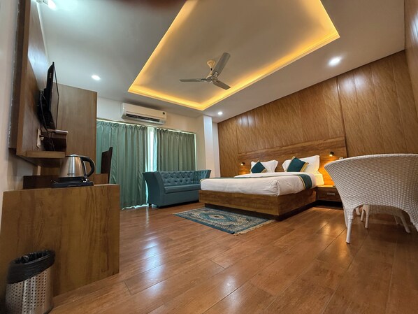 Club Room | 1 bedroom, soundproofing, free WiFi, bed sheets - Hotel 7 Heaven (Rishikesh)