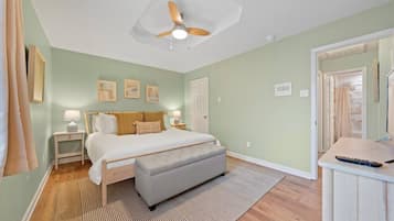 2 bedrooms, iron/ironing board, travel crib, WiFi (free)