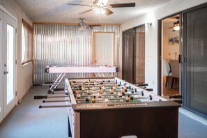 Game room - The Mona With RV and Boat Parking (Henderson)