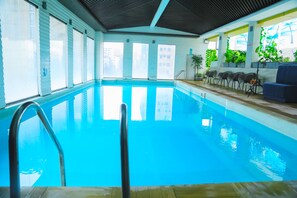 Indoor pool - Eyomer Hotel (Addis Ababa)