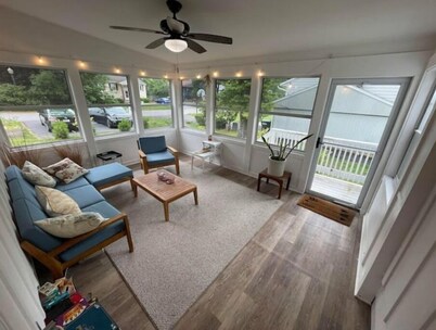 Cute ranch, <1 mile to downtown