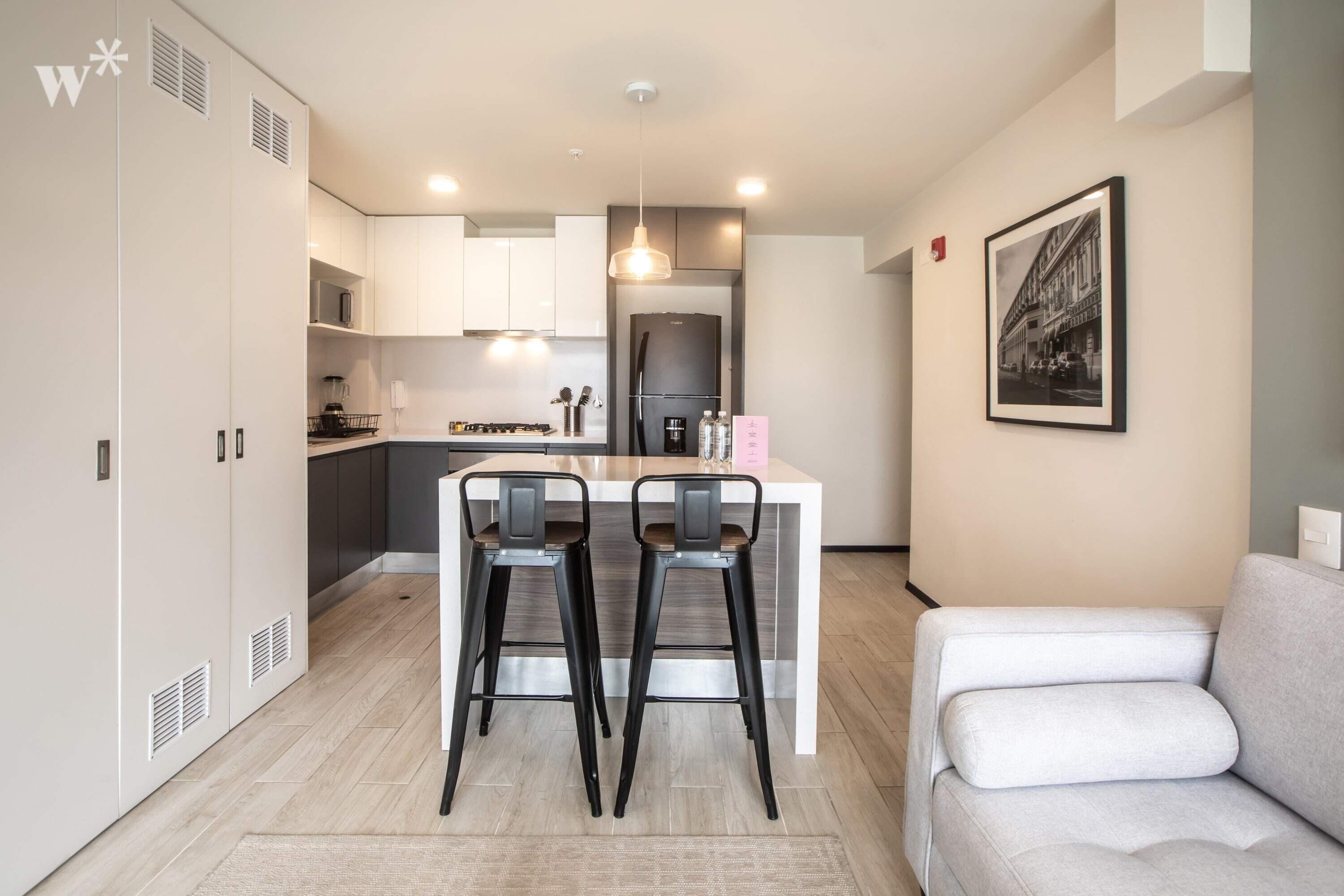 Apartamento, 2 habitaciones (1510) | Zona de estar | Una Smart TV