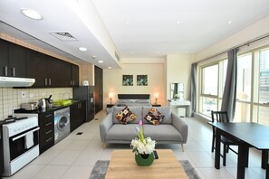Iron/ironing board, free WiFi - SeaView Studio Royal Oceanic Marina -JMI (Dubai)