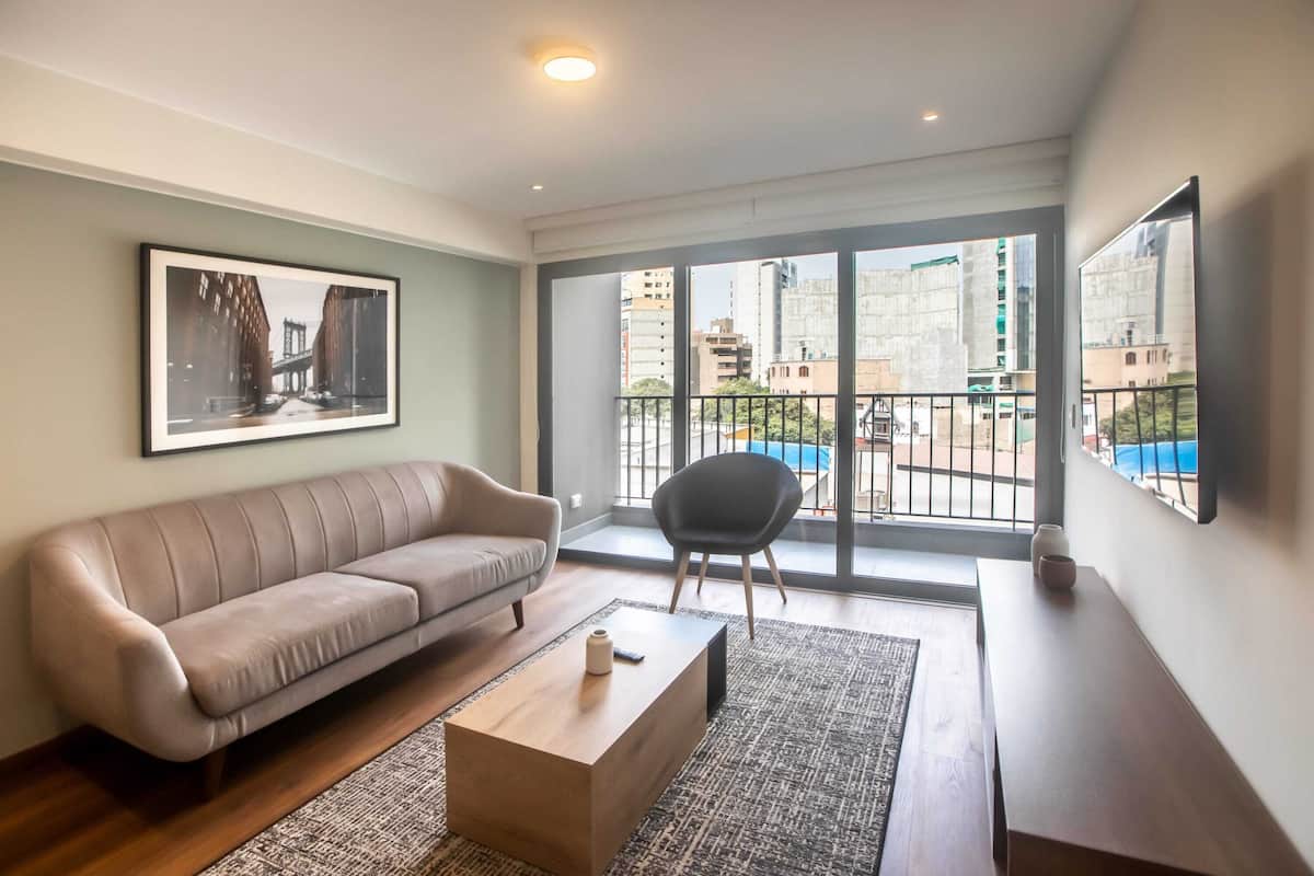 Apartment, 2 Bedrooms (504) | Living area | Smart TV, Netflix, streaming services