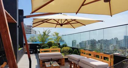 Wynwood El Sol Este in Barranco