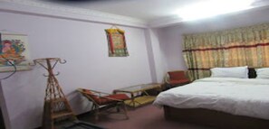 Double Room | Free WiFi, bed sheets - MeroStay 219 Yam Homestay (Kathmandu)