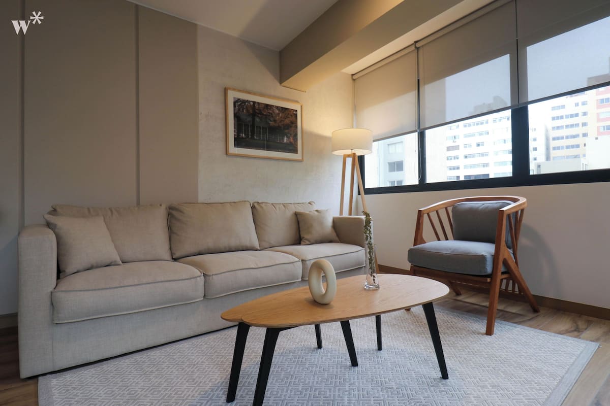 Apartment, 2 Bedrooms (503) | Living area