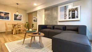 Living area - Wynwood Colon in Miraflores (Lima)