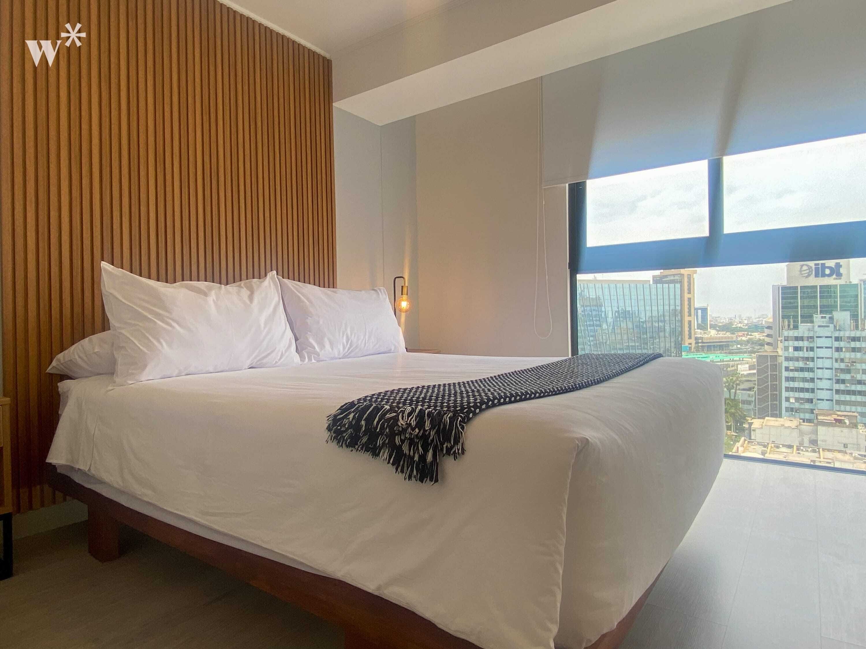 Apartamento luxo | Roupas de cama premium, individualmente decorados, escrivaninha