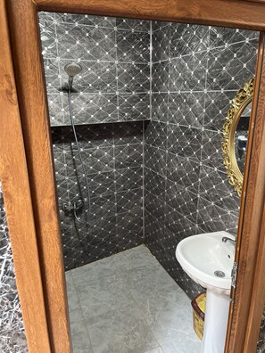 Shared bathroom - Metropol Hotel 2 (Istanbul)