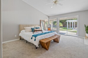 3 bedrooms, desk, iron/ironing board, WiFi