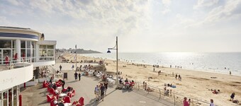 Vue mer à 50 m de la Plage, Appartement Tout Équipé