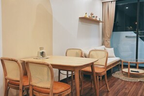 تناول الطعام