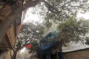Front of property - Mauryan Elite Hotel Chhatarpur Metro Station (New Delhi)