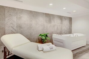 Body treatments, aromatherapy, body scrubs, facials, 5 treatment rooms - Hotel Willa Tatrzańska (Krynica-Zdroj)