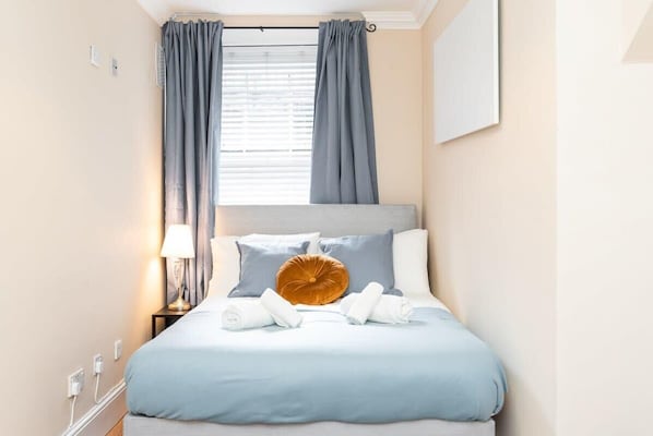 1 bedroom, desk, iron/ironing board, travel cot