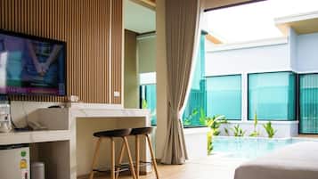 Premium Room | Living area