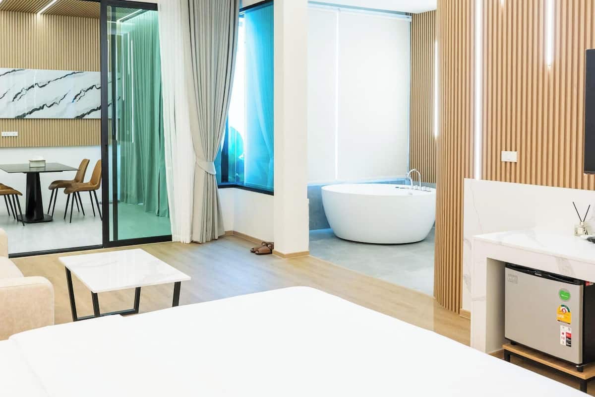 Decoración personalizada, wifi gratis y ropa de cama