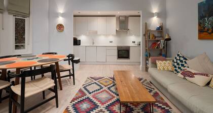 Trendy Hampstead Flat (RH7)