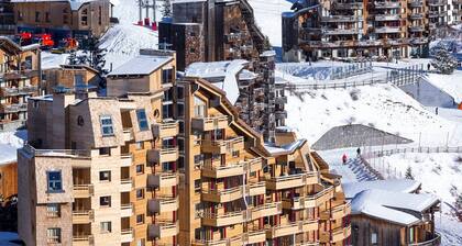 Magnificent 4-room apartment with pool, jacuzzi, and fireplace in Avoriaz