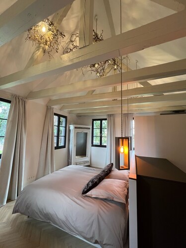 The Sequoia, an enchantment among trees