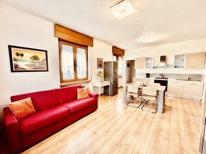 Flat-screen TV - Bougainvillea Residence (Torri del Benaco)