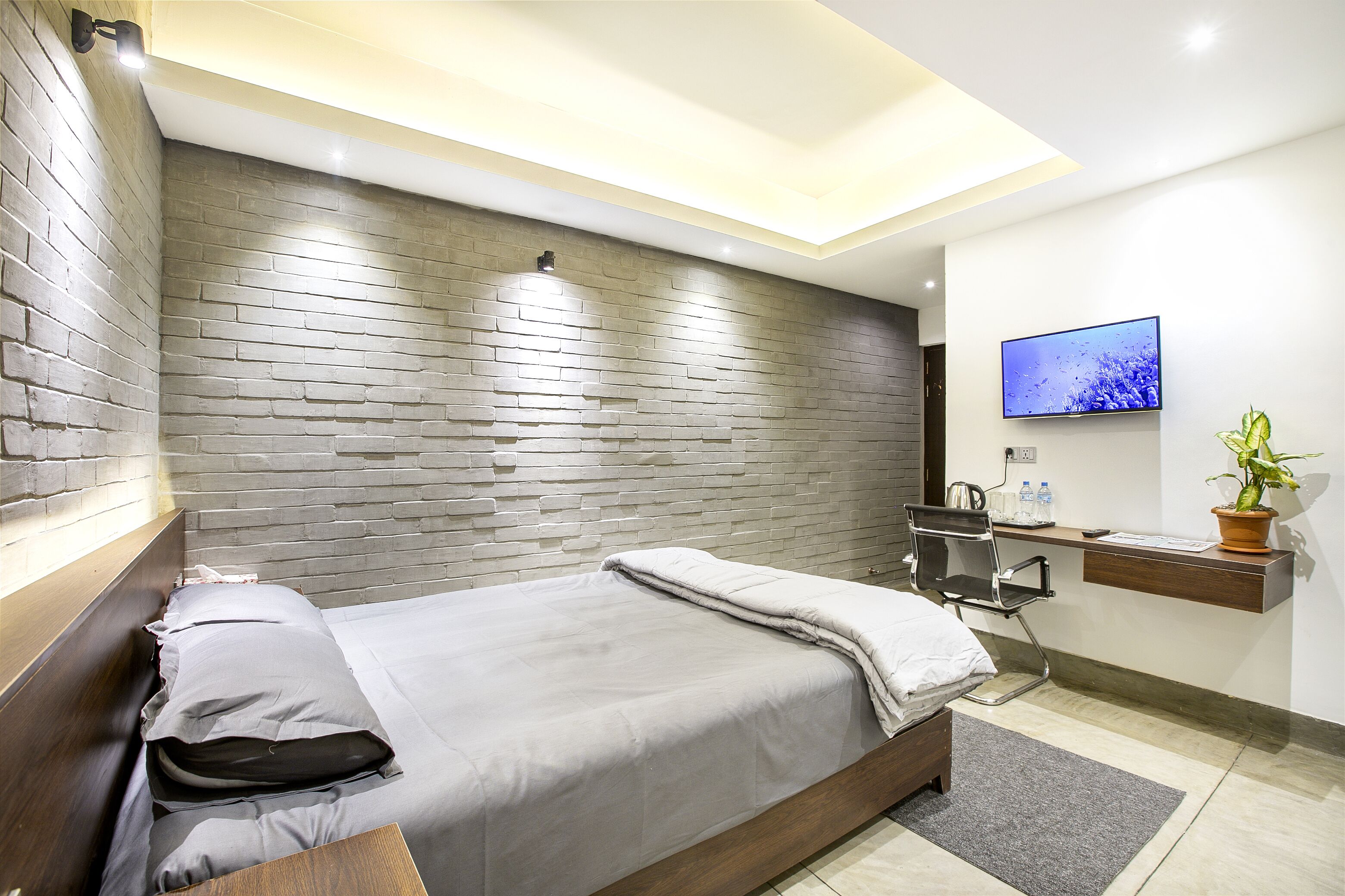 Comfort Double Room | Bathroom | Shower, hydromassage showerhead, bathrobes, towels