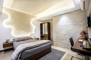 Comfort Double Room | Premium bedding, down duvets, desk, laptop workspace