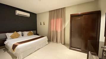 Phòng Suite Junior, 1 giường cỡ king | 1 phòng ngủ, két bảo mật tại phòng, bàn ủi/dụng cụ ủi quần áo