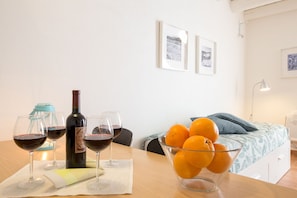 Superior Condo | Living area | 32-inch LED TV with digital channels, TV