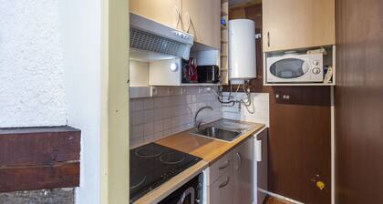 Studio Apartment "Pieds Des Pistes" with Wi-Fi