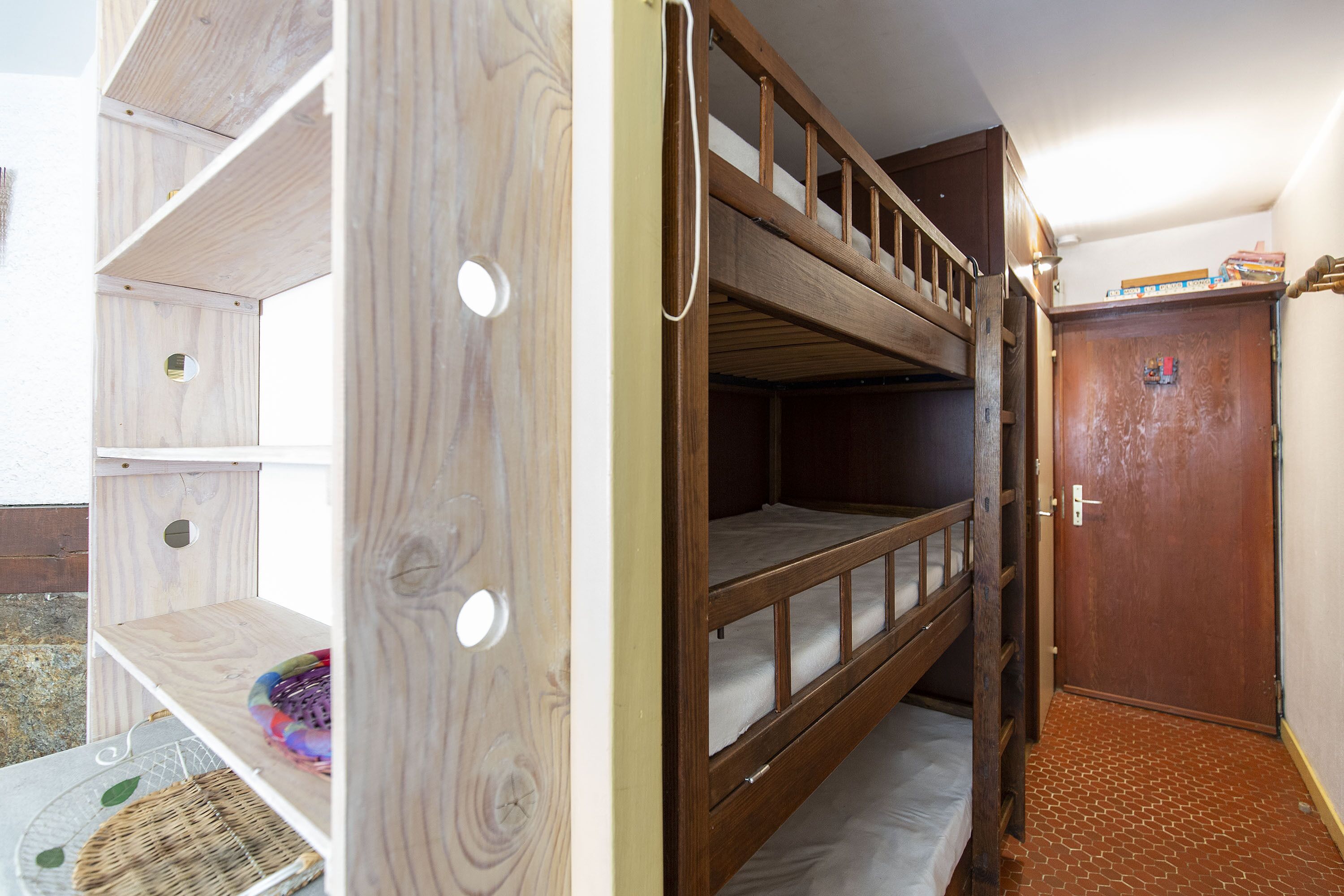 Bügeleisen/Bügelbrett, kostenloses WLAN