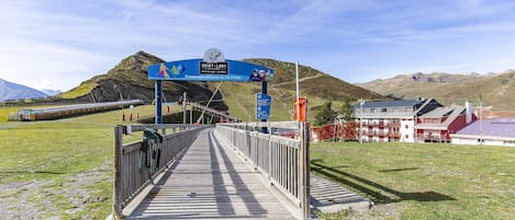 Enceinte de lâhĂ©bergement