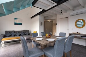 Dining - Apartment 'Écrin De Sable' with Private Terrace, Wi-Fi and Air Conditioning (Vieux-Boucau-les-Bains)