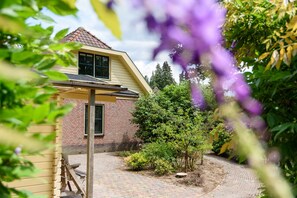 Exterior - LUXURY holiday home for 6 people on the Veluwe (Nijkerk)