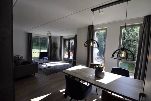 Comfortable wellness house, everything new, located by the lake.