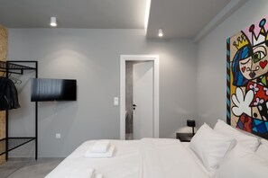 1 bedroom, free WiFi, bed sheets