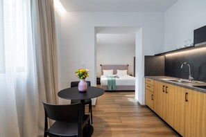 Studio, Ground Floor | Private kitchen