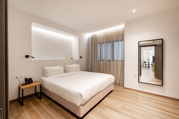 Family Apartment with Balcony | Coffre-fort, décor unique, ameublement unique