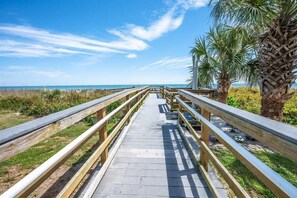 Property grounds - New 5th Fl Oceanfront, Amazing View,Private,Pools! (Myrtle Beach)