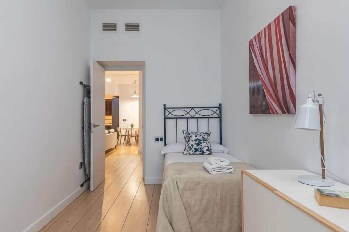 Cofres nos quartos, individualmente decorados