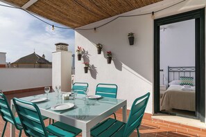 Duplex standard, 4 quartos, terraço | Terraço/pátio