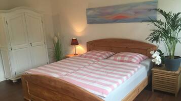 2 Schlafzimmer, Schreibtisch, kostenloses WLAN